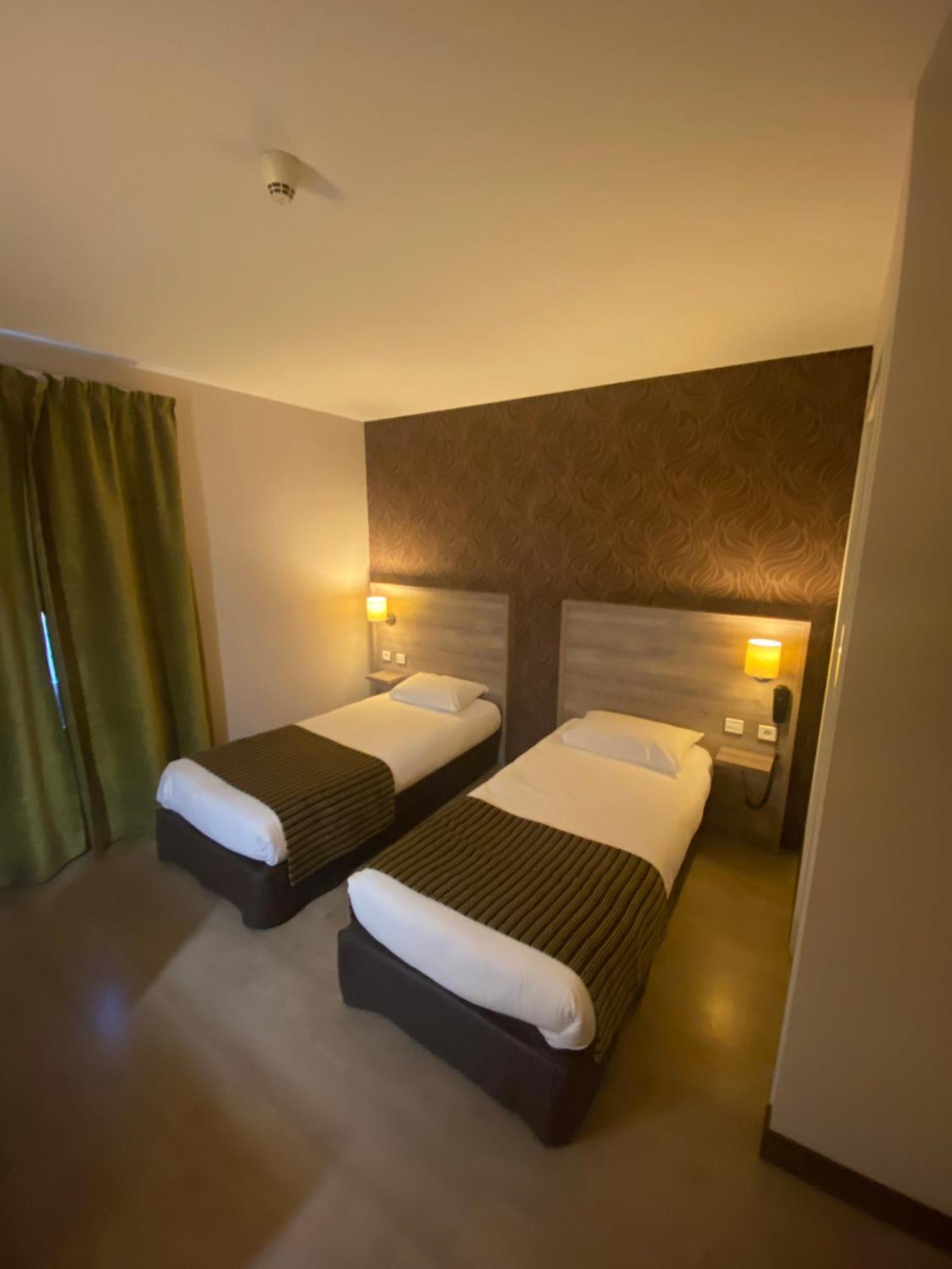 Logis Hotel Le Saint Georges 비본느 외부 사진