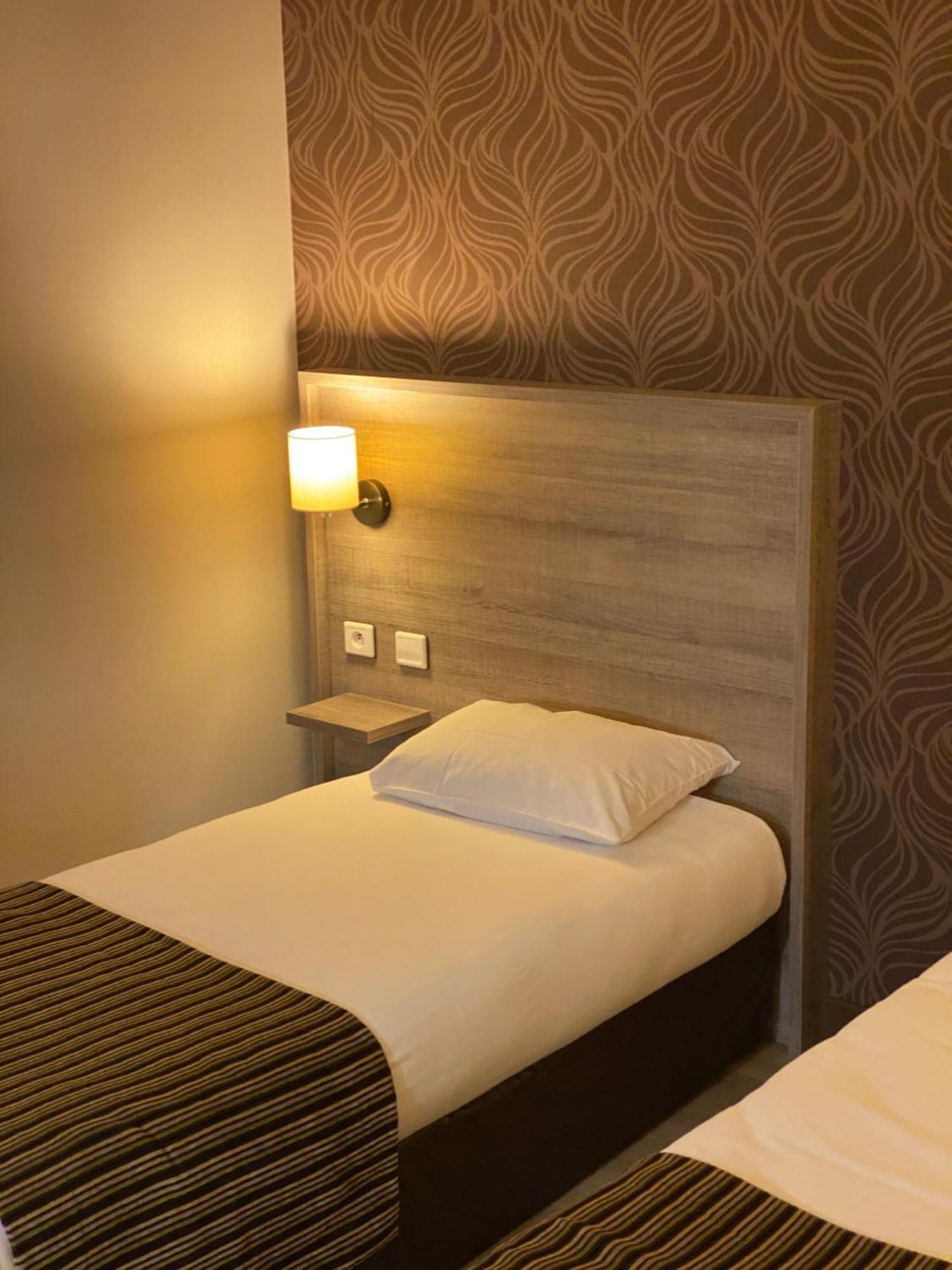 Logis Hotel Le Saint Georges 비본느 외부 사진