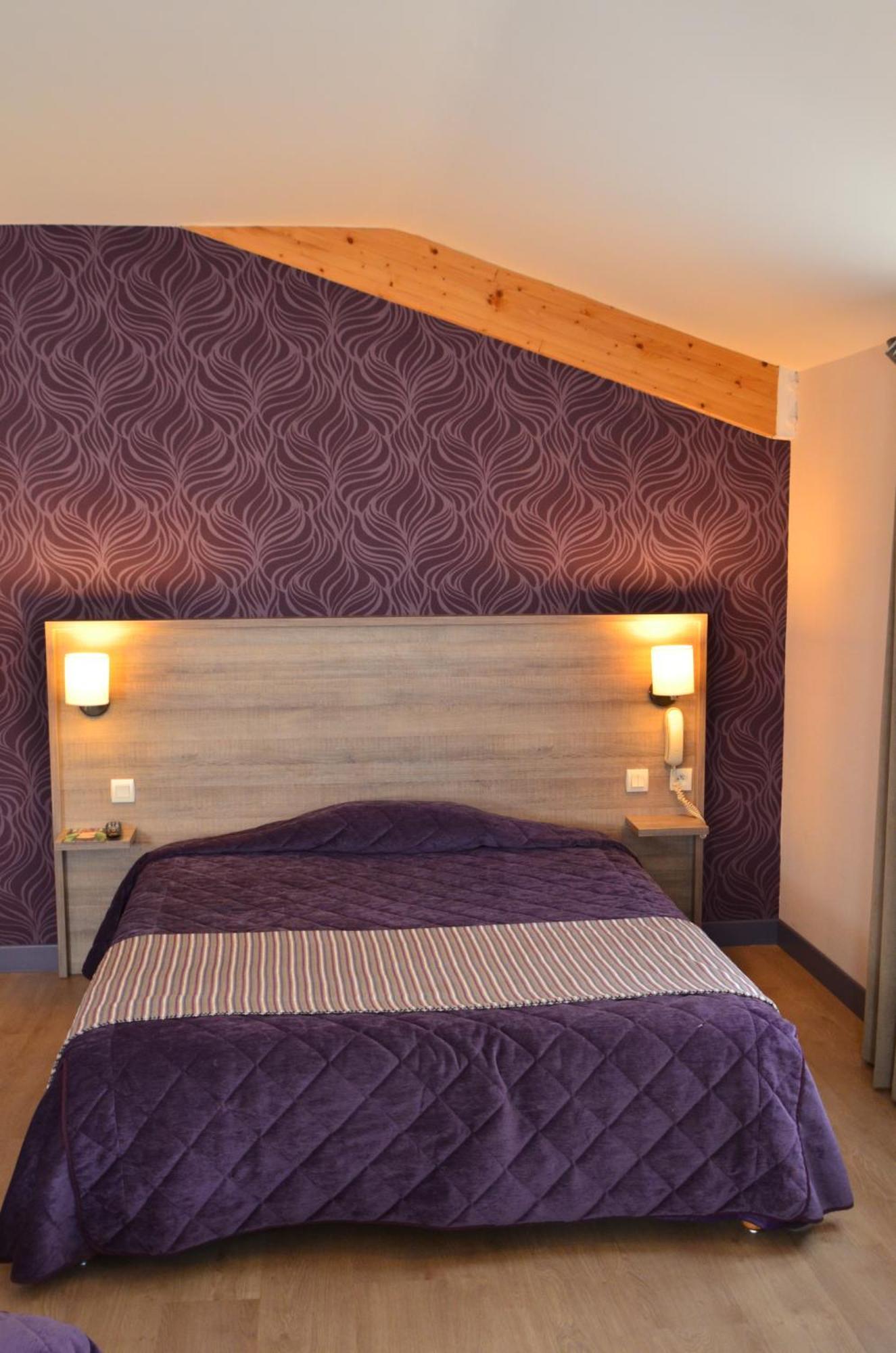 Logis Hotel Le Saint Georges 비본느 외부 사진